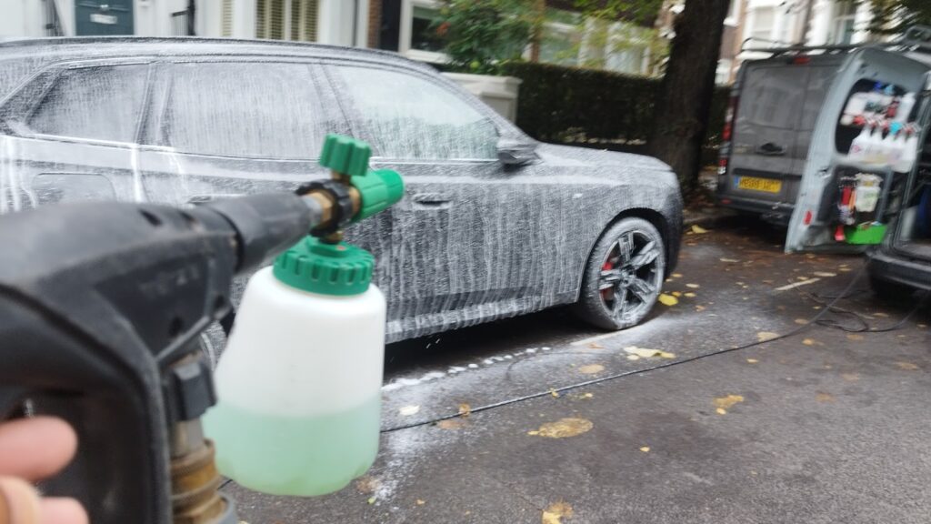 Doorstep Car Valeting Service - The Ultimate Convenience for Busy Drivers in London 1 doorstep-car-valeting-service-ecoverde-valeting-service